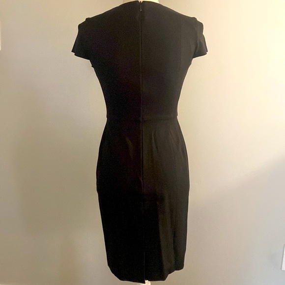 Banana Republic Black Cap Sleeve Dress - Size 0P - Like New! - Picture 2 of 4